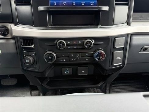 New 2026 Ford F450 XL w/ 360-Degree Camera Package image 11