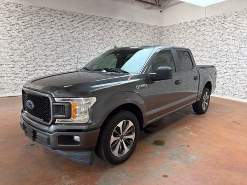 Used 2020 Ford F150 XL w/ Equipment Group 101A Mid RWD image 3