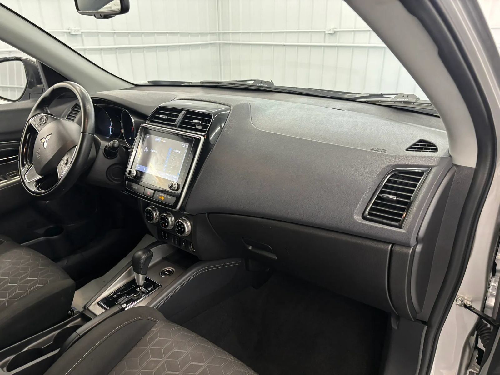 Used 2021 Mitsubishi Outlander Sport SE AWD/4WD image 33