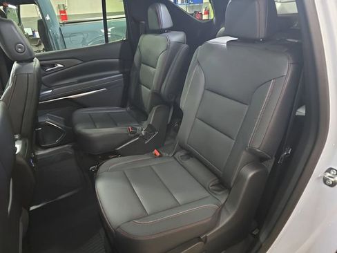 New 2026 Chevrolet Traverse Z71 w/ Enhanced Driving Package image 16