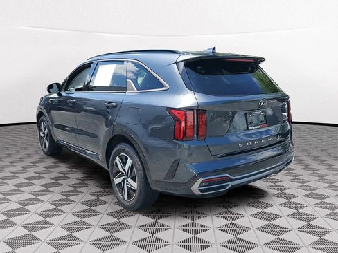 Used 2021 Kia Sorento EX FWD image 4