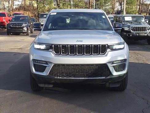 New 2024 Jeep Grand Cherokee Limited 4xe image 2