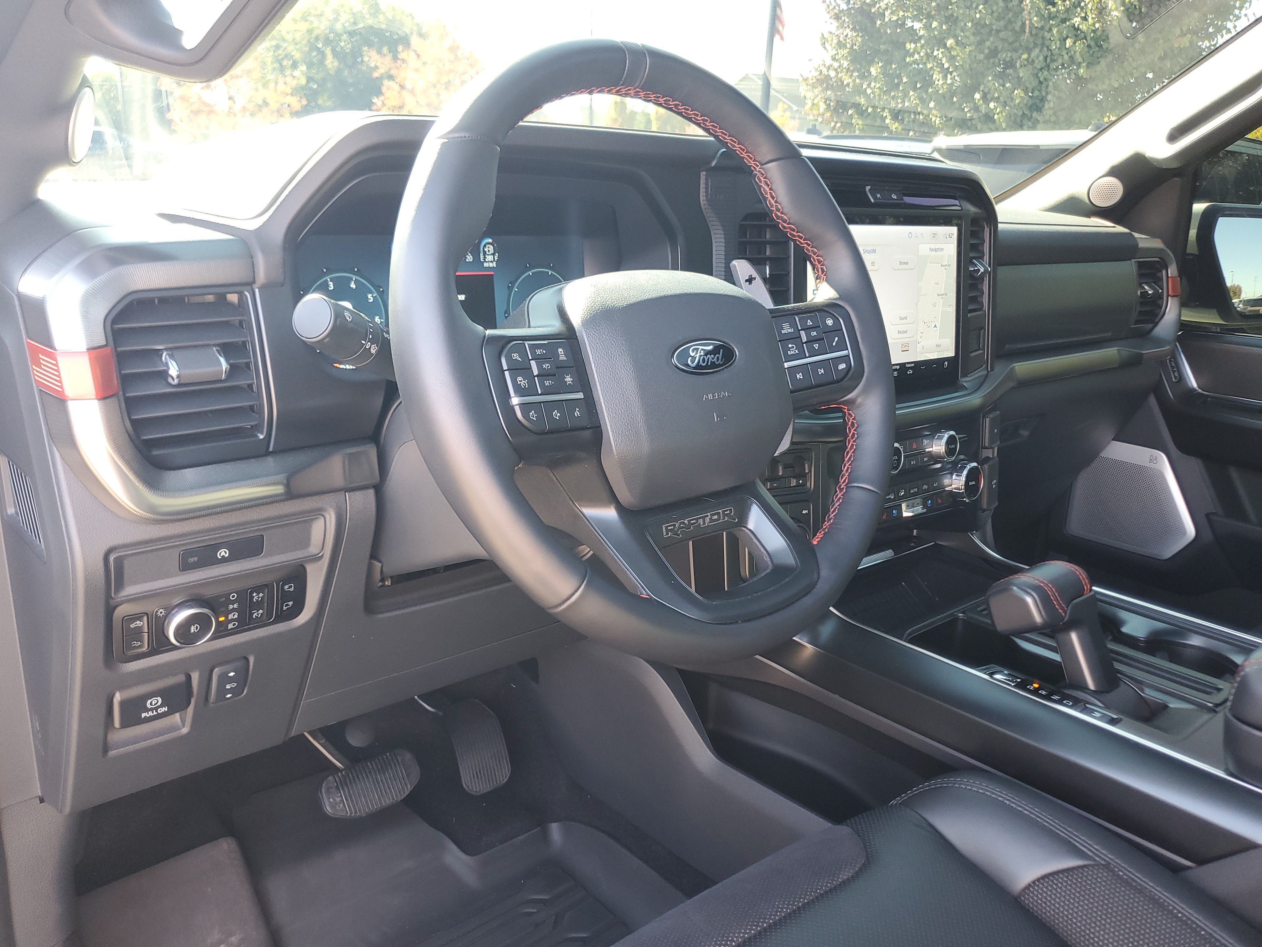 Used 2025 Ford F150 Raptor AWD/4WD image 13