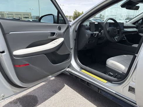 New 2026 Hyundai Sonata SEL image 10