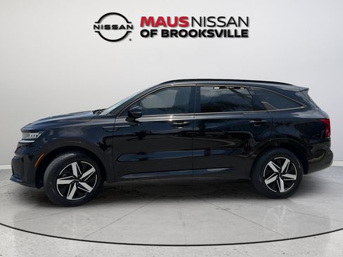 Used 2023 Kia Sorento EX FWD image 5
