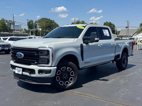 Used 2026 Ford F250 Platinum AWD/4WD image 29