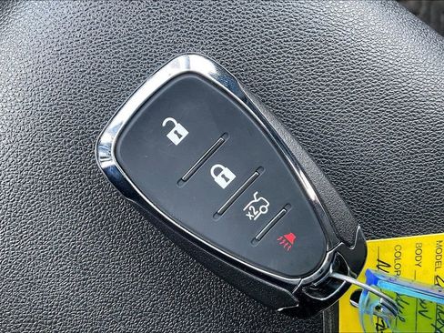 Used 2022 Chevrolet Equinox LT image 35