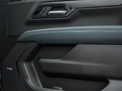 New 2026 GMC Yukon AT4 image 10