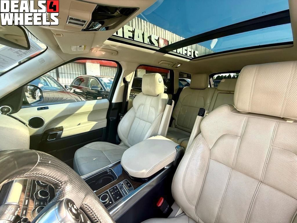 Used 2014 Land Rover Range Rover Sport HSE AWD/4WD image 5