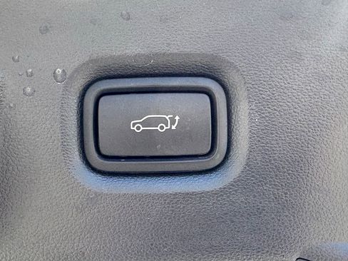 Used 2024 Hyundai Ioniq 5 Limited image 15