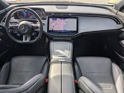 Certified 2025 Mercedes-Benz E 53 AMG e 4MATIC Sedan image 2