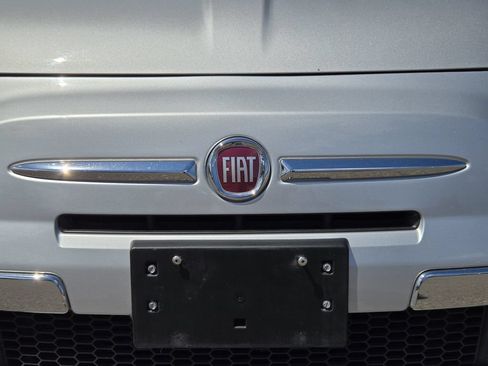 Used 2012 FIAT 500 Lounge w/ Luxury Leather Pkg FWD image 12