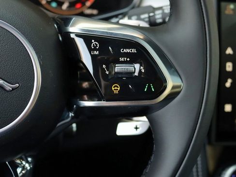 Used 2026 Jaguar F-PACE R-Dynamic S image 18