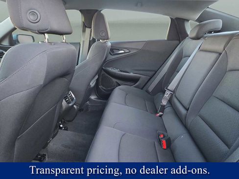 Used 2025 Chevrolet Malibu LT image 12
