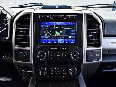 Used 2020 Ford F350 Lariat w/ Lariat Ultimate Package AWD/4WD image 30