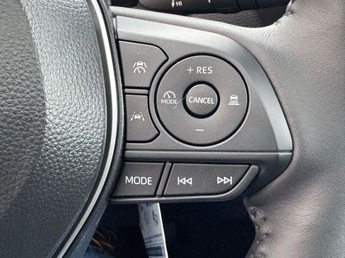 Used 2026 Toyota Corolla Cross LE w/ Moonroof Package image 24