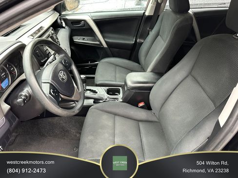 Used 2016 Toyota RAV4 LE FWD image 8