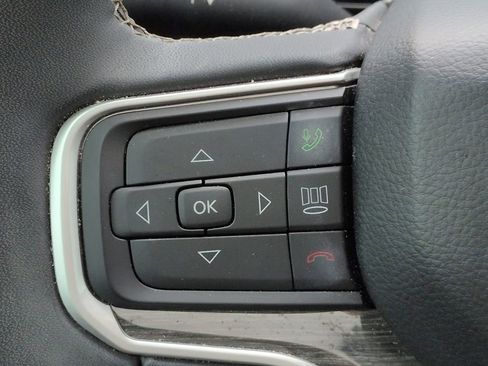 Used 2022 Jeep Wagoneer Series III w/ Premium Group I image 23