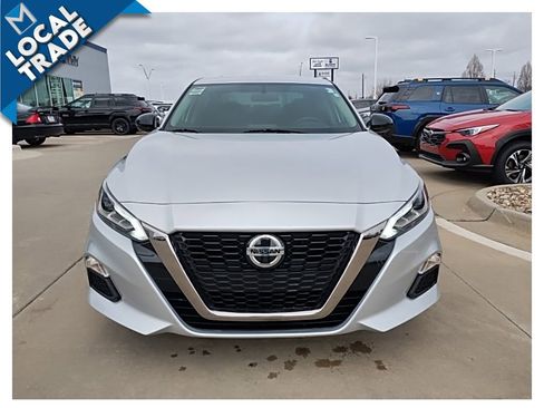 Used 2019 Nissan Altima 2.5 SR image 3