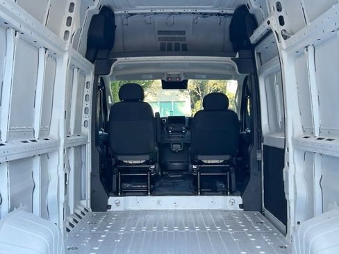 Used 2025 RAM ProMaster 3500 w/ Convenience Group image 38