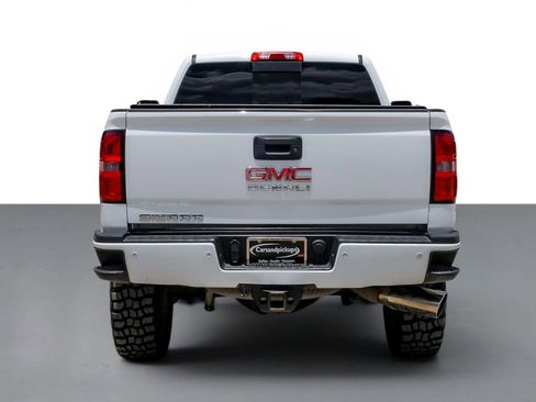 Used 2015 GMC Sierra 2500 Denali w/ Duramax Plus Package AWD/4WD image 8