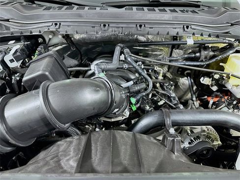 New 2026 Ford F250 XL w/ XL Chrome Package image 18