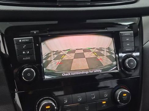 Used 2020 Nissan Rogue Sport S image 28