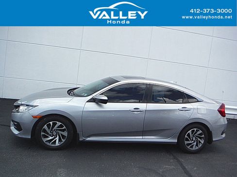 Used 2017 Honda Civic EX image 2