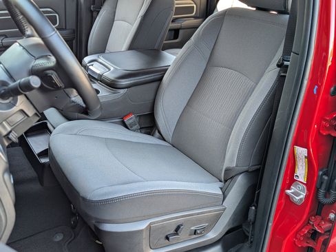 Used 2024 RAM 2500 Big Horn w/ Bed Utility Group image 16