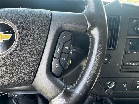 Used 2022 Chevrolet Express 3500 w/ Power Convenience Package RWD image 19