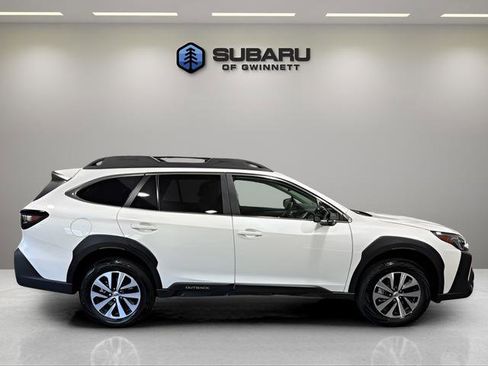 Certified 2025 Subaru Outback Premium w/ Tech Package 1 AWD/4WD image 6