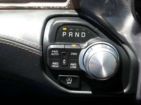 Used 2022 RAM 1500 Limited AWD/4WD image 25