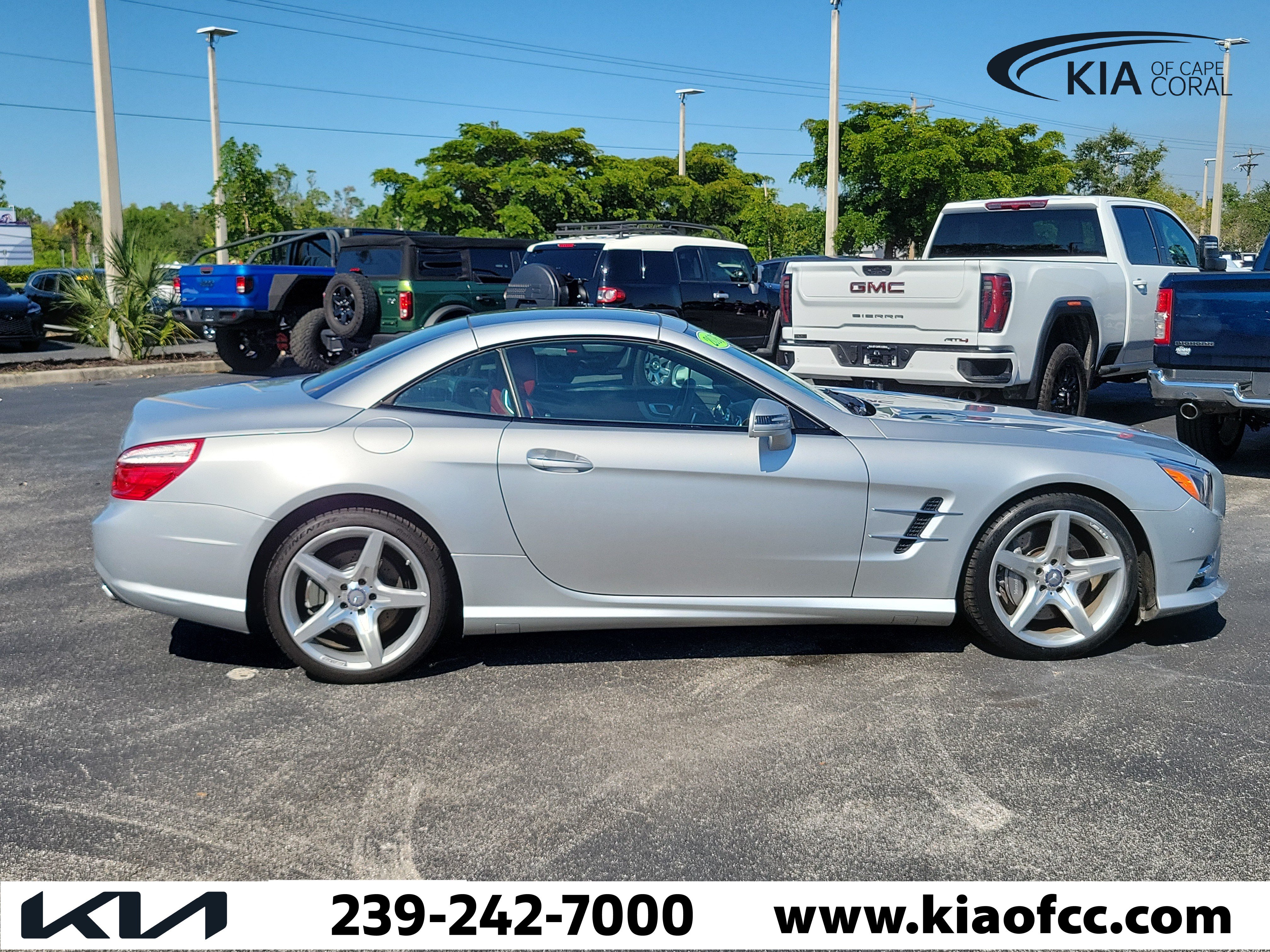 Used 2015 Mercedes-Benz SL 400 image 8