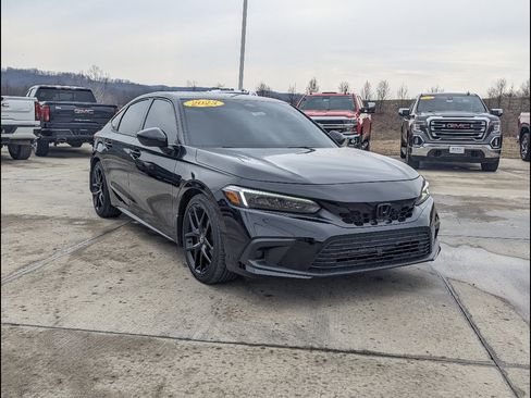 Used 2023 Honda Civic Sport image 5