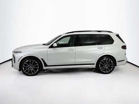 Used 2025 BMW X7 xDrive40i w/ M Sport Package AWD/4WD image 8