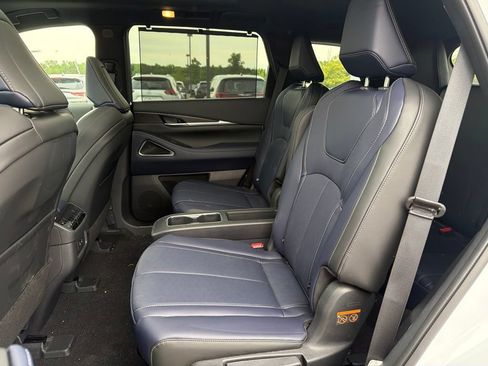 Used 2026 INFINITI QX60 Sport w/ Dark Cargo Package AWD/4WD image 10