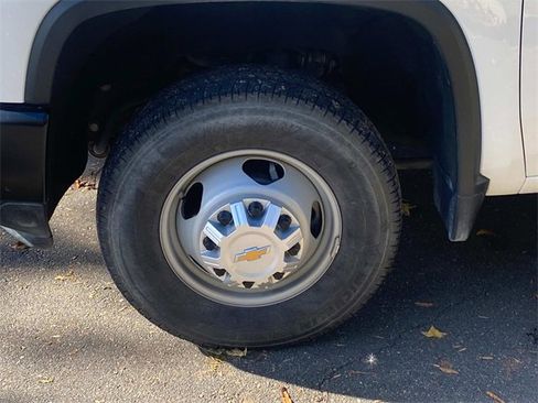 Used 2024 Chevrolet Silverado 3500 W/T w/ WT Convenience Package image 6