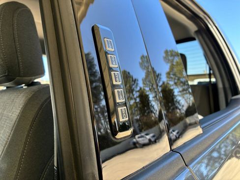 Used 2021 Ford F150 XLT w/ Equipment Group 302A High image 9