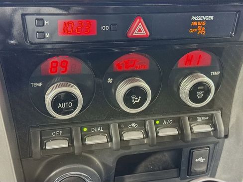 Used 2018 Subaru BRZ Limited w/ Performance Package image 18