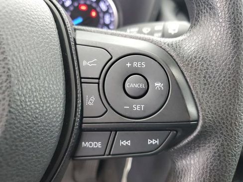Used 2020 Toyota RAV4 LE w/ All Weather Liner Package AWD/4WD image 24