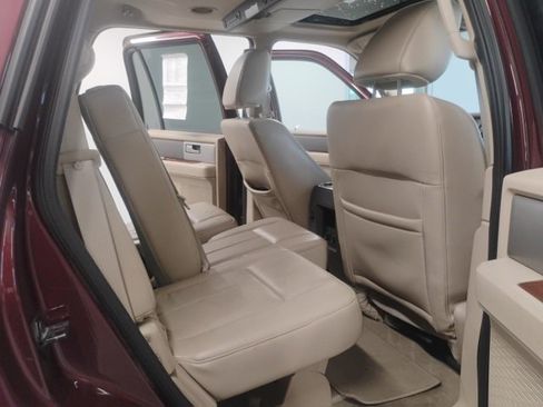 Used 2010 Ford Expedition Eddie Bauer image 25