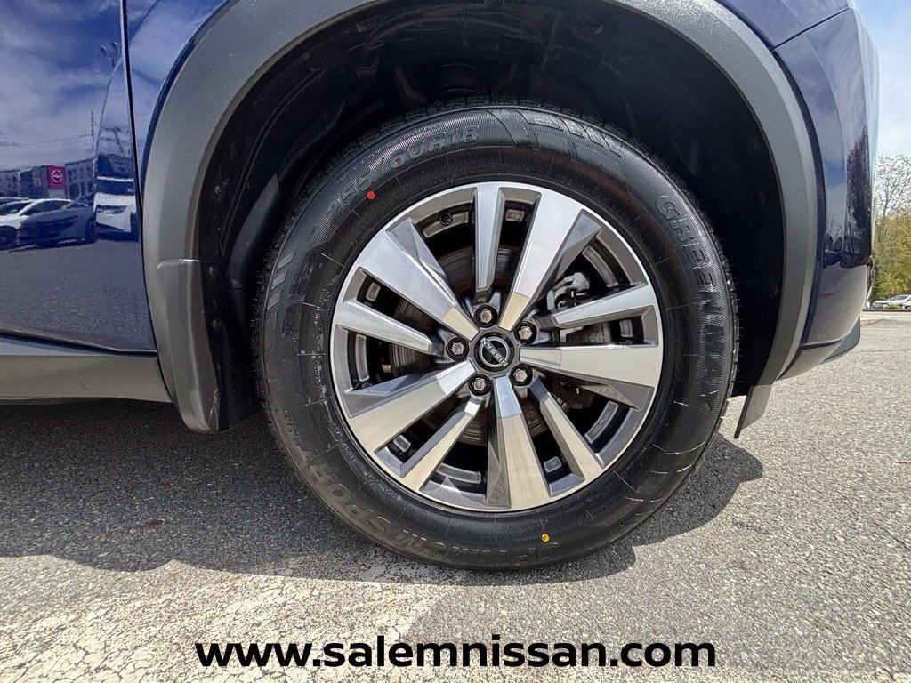 Used 2023 Nissan Pathfinder SL AWD/4WD image 21