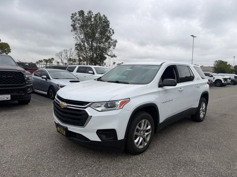 Used 2021 Chevrolet Traverse LS w/ LPO, Floor Liner Package FWD image 1