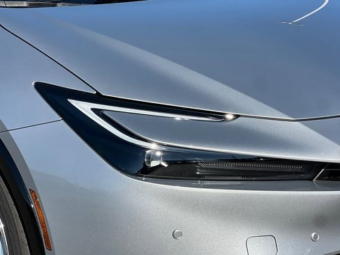 New 2026 Toyota Prius Plug-In Hybrid image 31