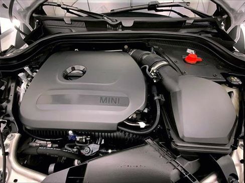 Certified 2025 MINI Cooper S image 9