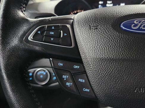 Used 2019 Ford Escape SEL image 27