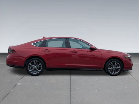 Certified 2023 Honda Accord EX image 7