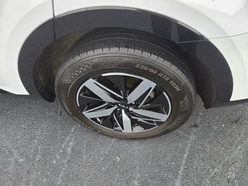 Used 2022 Kia Sorento S FWD image 22
