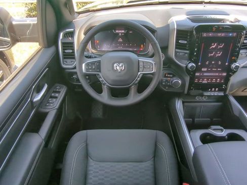 New 2026 RAM 1500 4x4 Crew Cab image 18