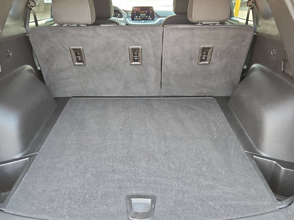 Used 2025 Chevrolet Blazer LT FWD image 29